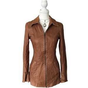 Y2K “Danier” Light Brown Genuine Leather Biker Style Zip-up Jacket